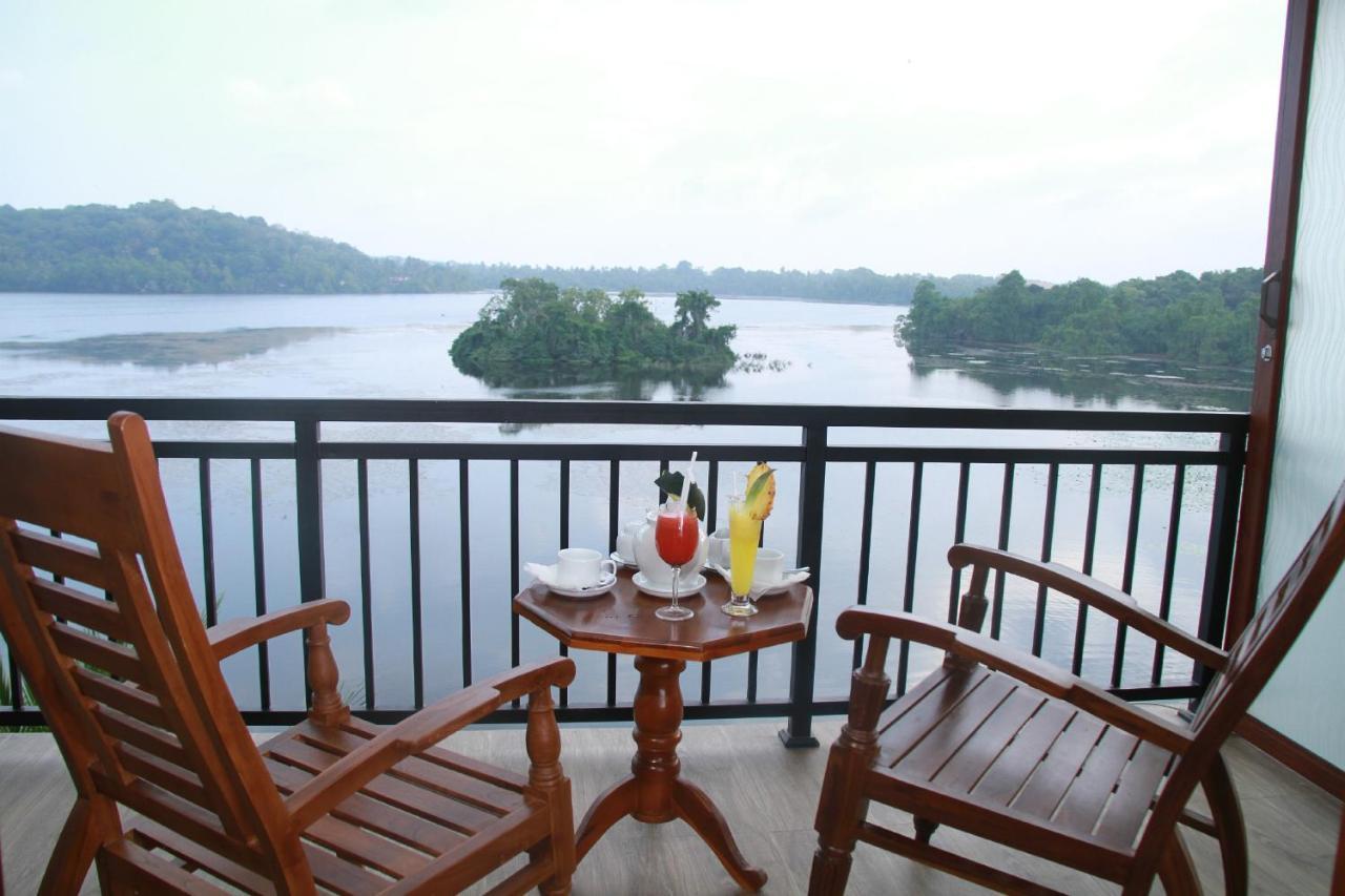 Sanu Lagoon Resort & Spa Tangalle Esterno foto